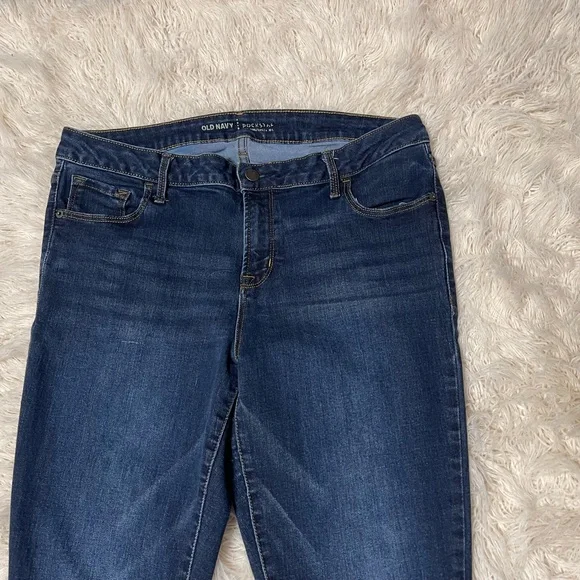 Old Navy Blue Skinny Jeans with Stretchy Fit - Picture 3 of 8